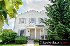 Witam Panstwa! Polecam do kupna condo W Silverstone Lake w Carpentersville!