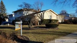 HOUSE IN SALE