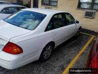 White, Toyota Avalon 2001