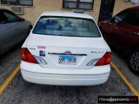 White, Toyota Avalon 2001