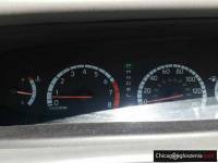 White, Toyota Avalon 2001