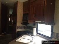 2010 Keystone CougarFifth wheel/ gooseneck camper