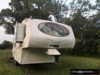 2010 Keystone CougarFifth wheel/ gooseneck camper