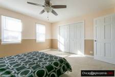 FOR SALE in Roselle! MOVE IN READY!