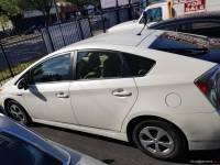 Do sprzedania Prius Hybrid 2013 rok