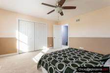 FOR SALE in Roselle! MOVE IN READY!