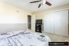 FOR SALE in Roselle! MOVE IN READY!