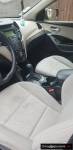2013 Hyundai Santa Fe. 60,000 mil.
