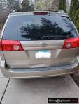 2006 Toyota Sienna XLE Minivan 4D