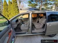2006 Toyota Sienna XLE Minivan 4D
