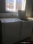 2 bed/1 bath condo for rent in Bay Colony complex Des Plaines.