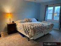 Beautiful, spacious and private DUPLEX in Carol Stream !!