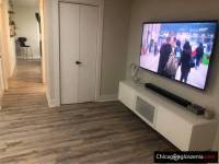 One bedroom apartment in quiet building