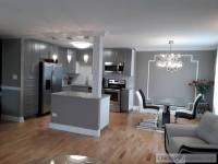 Gorgeous Professionally Designed Spacious Condo !