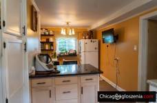 House for sale by owner !