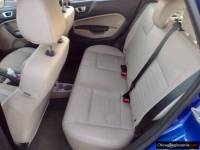 Sprzedam samochod marki Ford Fiesta Titanium .