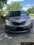 2011 Toyota sienna LE Minivan 4D