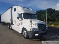 2006 Freightliner Century, 1,3xx,xxx miles