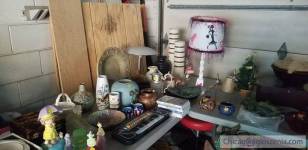 I am selling lots of clothing,jewelry,crystal glass vases and glasses,silverware trays and lots more