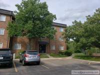For Rent 2 bed, 1.1 bath in Schaumburg
