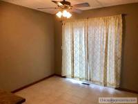 Apartment For Rent/ 2 bedroom 1.5 bath in Wheaton
