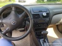 Nissan Centra 2004