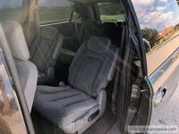 2005 Dodge Grand Caravan SE