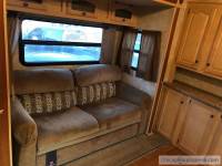 2009 trawler trailer 26.5 ft fifth wheel spree by K-Z