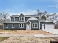 FOR SALE DOM-- NEWLY BUILT 4BED / 2BATH   4920 W 84th Pl , Burbank, IL 60459   CENA $399,800