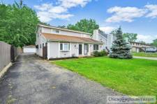 3 Beds 3 Baths House