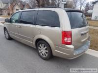 2009 Chrysler Town & Country · Touring Minivan 4D