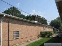 Single Family Home in Burnham, IL