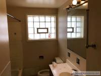 Single Family Home in Burnham, IL