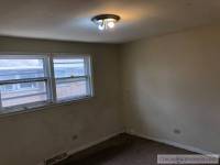 Single Family Home in Burnham, IL