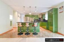 Home in Glendale heights