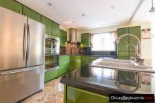 Home in Glendale heights