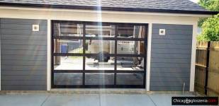 Drzwi garazowe Commercial- Residential Serwis Sprzedaz Instalacja
