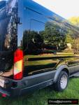 Wygodny Van Ford Transit na 14  Osob