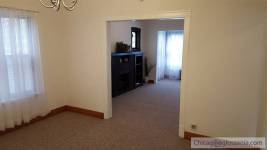 Duży 1 sypialnia i 1 łazienka Logan Square Chicago Apartment