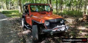 Seling my jeep wrangler sport x 4.0l V6