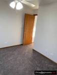 For rent 2 bedroom, 1.5 bath, 3rd floor,
