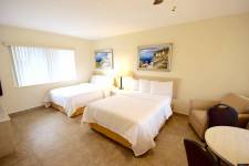 Surf Side Resort Zaprasza