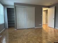 HOFFMAN ESTATES IL, Barrington - Higgins, odnowiony townhouse 2 sypialnie + office, 1 1/2 lazienki