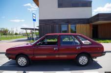 Sprzedam polonez 1.5 fabryczny stan