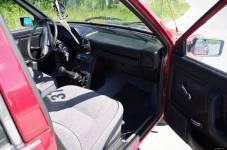 Sprzedam polonez 1.5 fabryczny stan