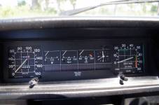Sprzedam polonez 1.5 fabryczny stan