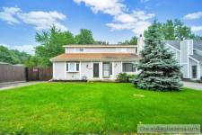 3 Beds 3 Baths House